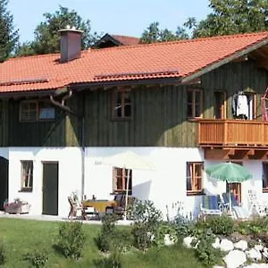 https://ferienwohnungen-karin-und-wolfgang-geistanger.com-bavaria.com