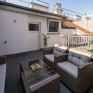 https://apartment-with-balcony-near-augarten.vienna-besthotels.com